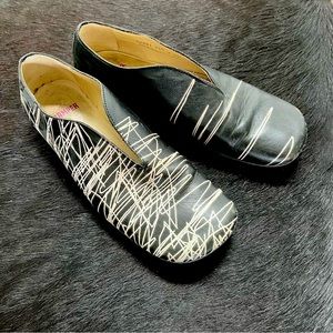 Rare Camper Twin Flats, 38